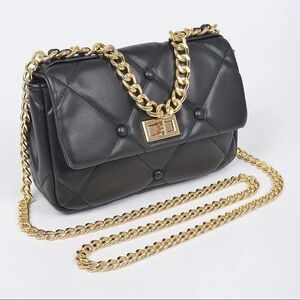 Black Quilted Medium Flap Shoulder Chain Bag